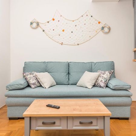 Deluxe 3 Bedroom Apartment With Sea View Baska Voda Bagian luar foto
