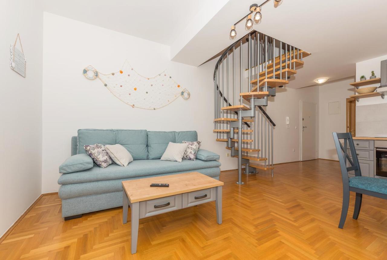 Deluxe 3 Bedroom Apartment With Sea View Baska Voda Bagian luar foto