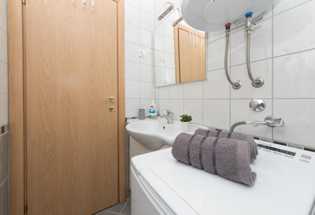 Deluxe 3 Bedroom Apartment With Sea View Baska Voda Bagian luar foto