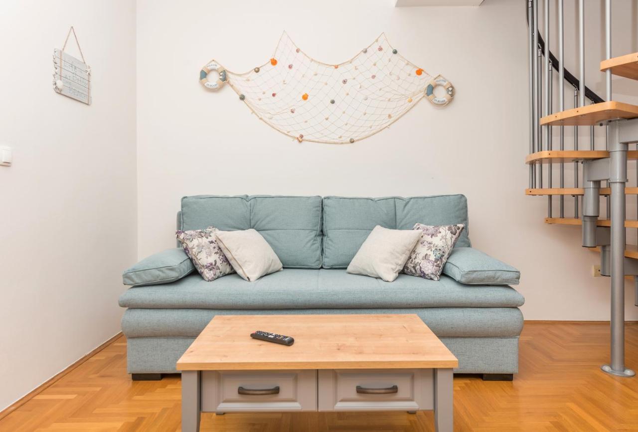 Deluxe 3 Bedroom Apartment With Sea View Baska Voda Bagian luar foto